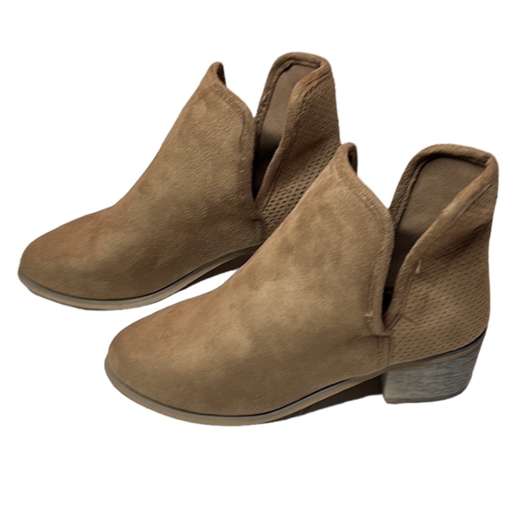 Seven7 Soho Ankle Boot Tan Brown Vegan Leather Slip On Booties Size 6